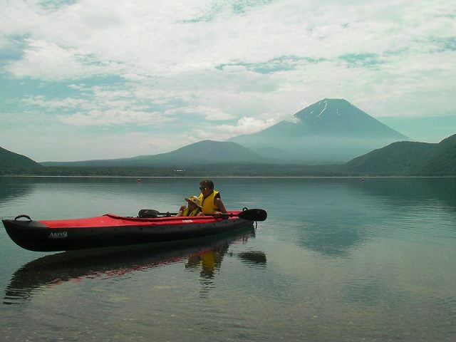 子連れでカヤック 富士五湖 本栖湖編 子連れで出かけるアウトドア 海と山の旅日記